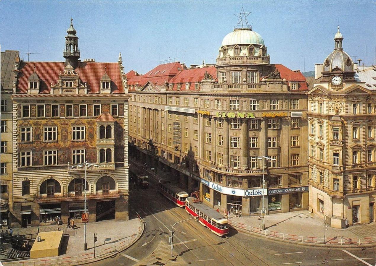 Aparthotel Tdc33-Boo Praga Zewnętrze zdjęcie