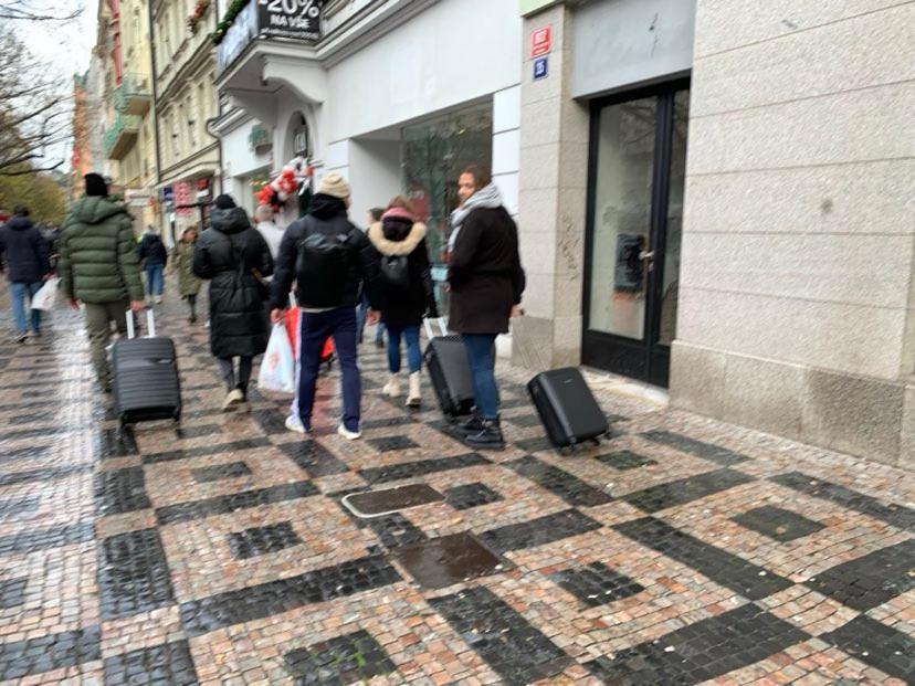 Aparthotel Tdc33-Boo Praga Zewnętrze zdjęcie