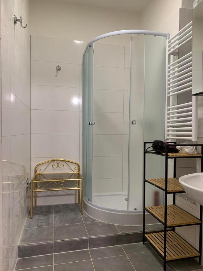 Aparthotel Tdc33-Boo Praga Zewnętrze zdjęcie
