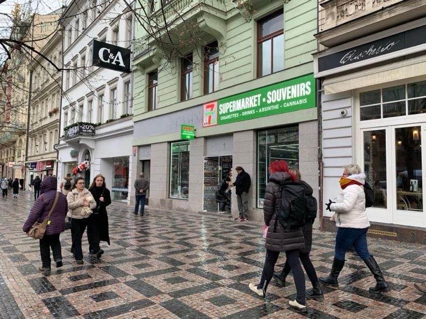 Aparthotel Tdc33-Boo Praga Zewnętrze zdjęcie